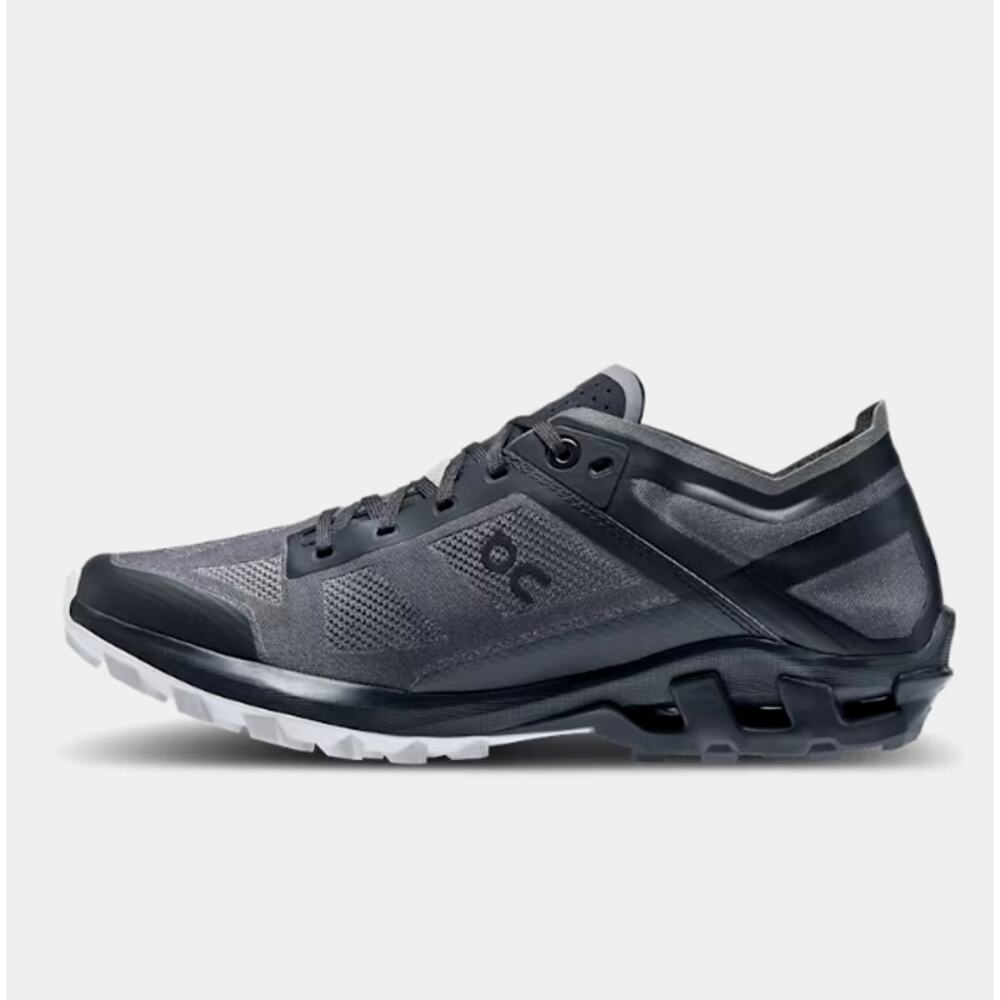 ON Women's Black Glacier Cloudventure Peak 3 Running Shoes Size 7 - Picture 2 of 14